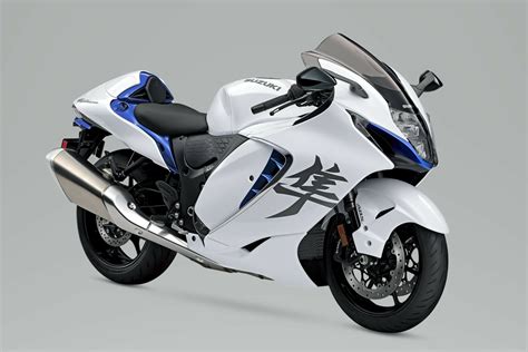 The Hayabusa's new Metallic Thunder Gray and Candy Daring Red paint scheme. For model year 2023, Suzuki had added three new colour schemes to the Hayabusa’s line-up. The Busa now comes in ...